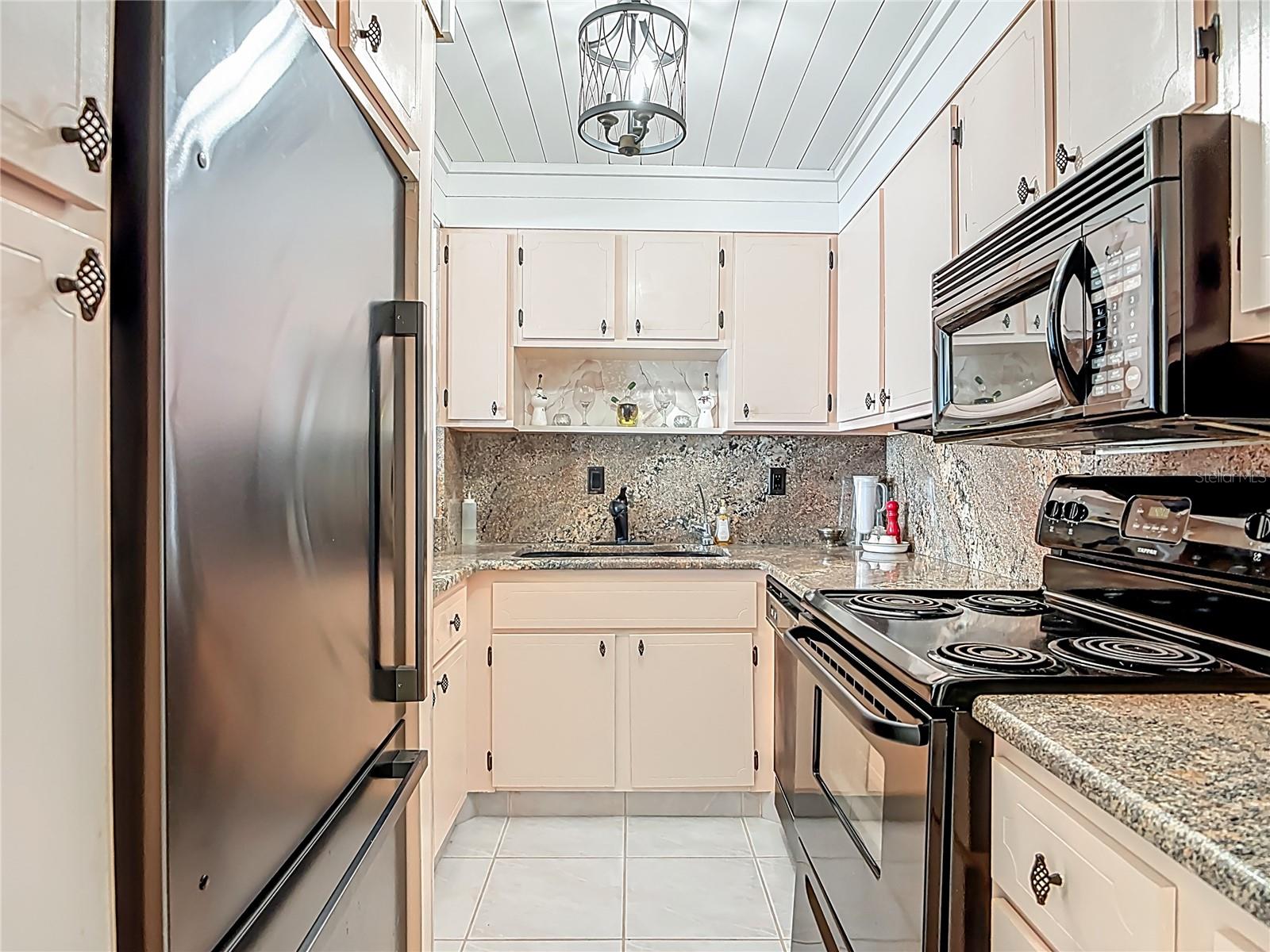 Image 3 of 31 For 2987 Atlantic Avenue 1802