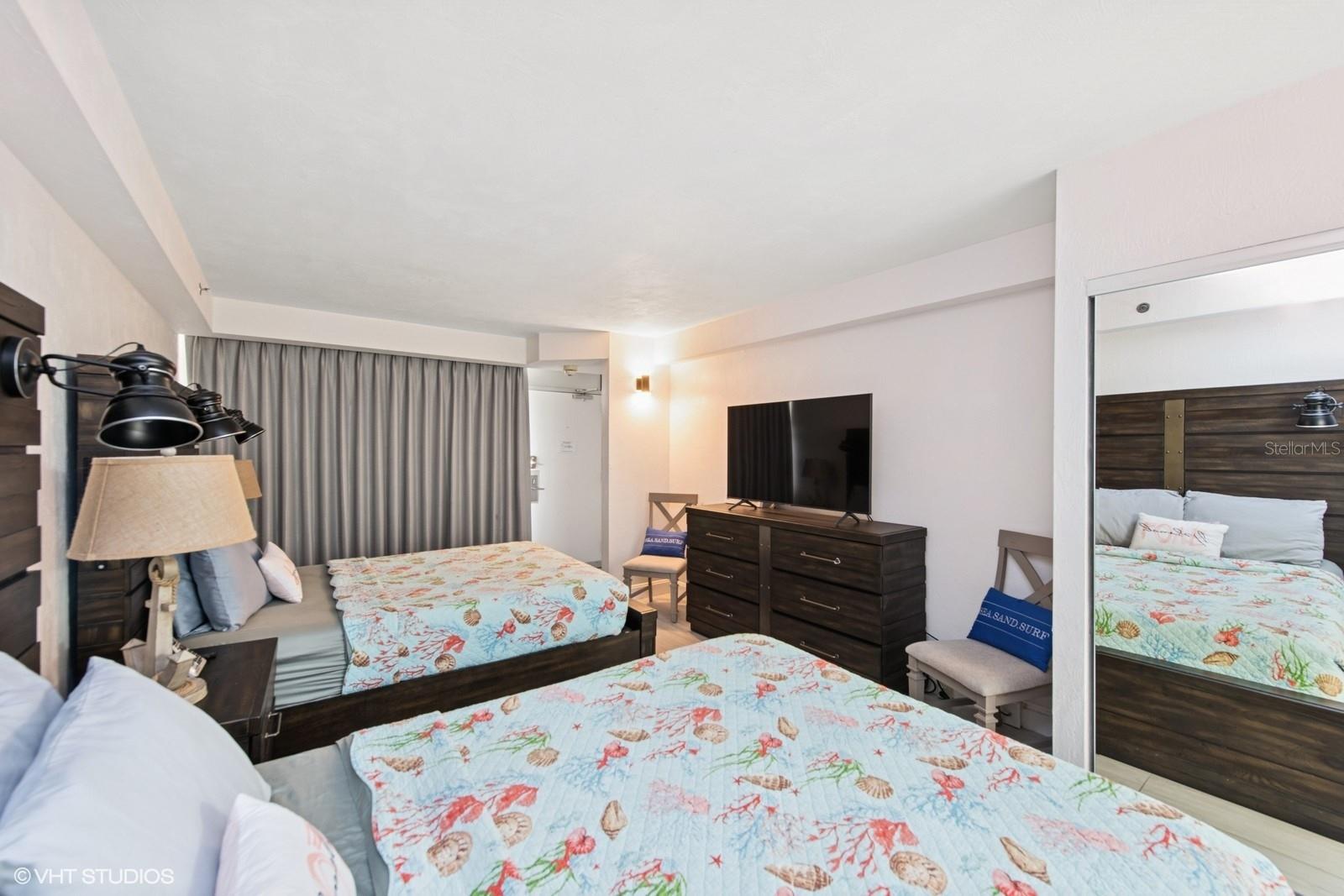 Image 6 of 16 For 2700 Atlantic Avenue 211
