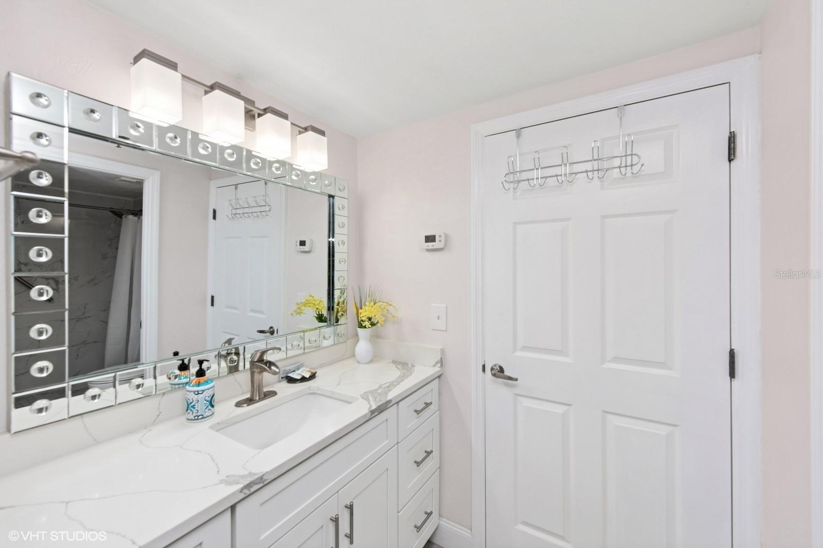 Image 9 of 16 For 2700 Atlantic Avenue 211