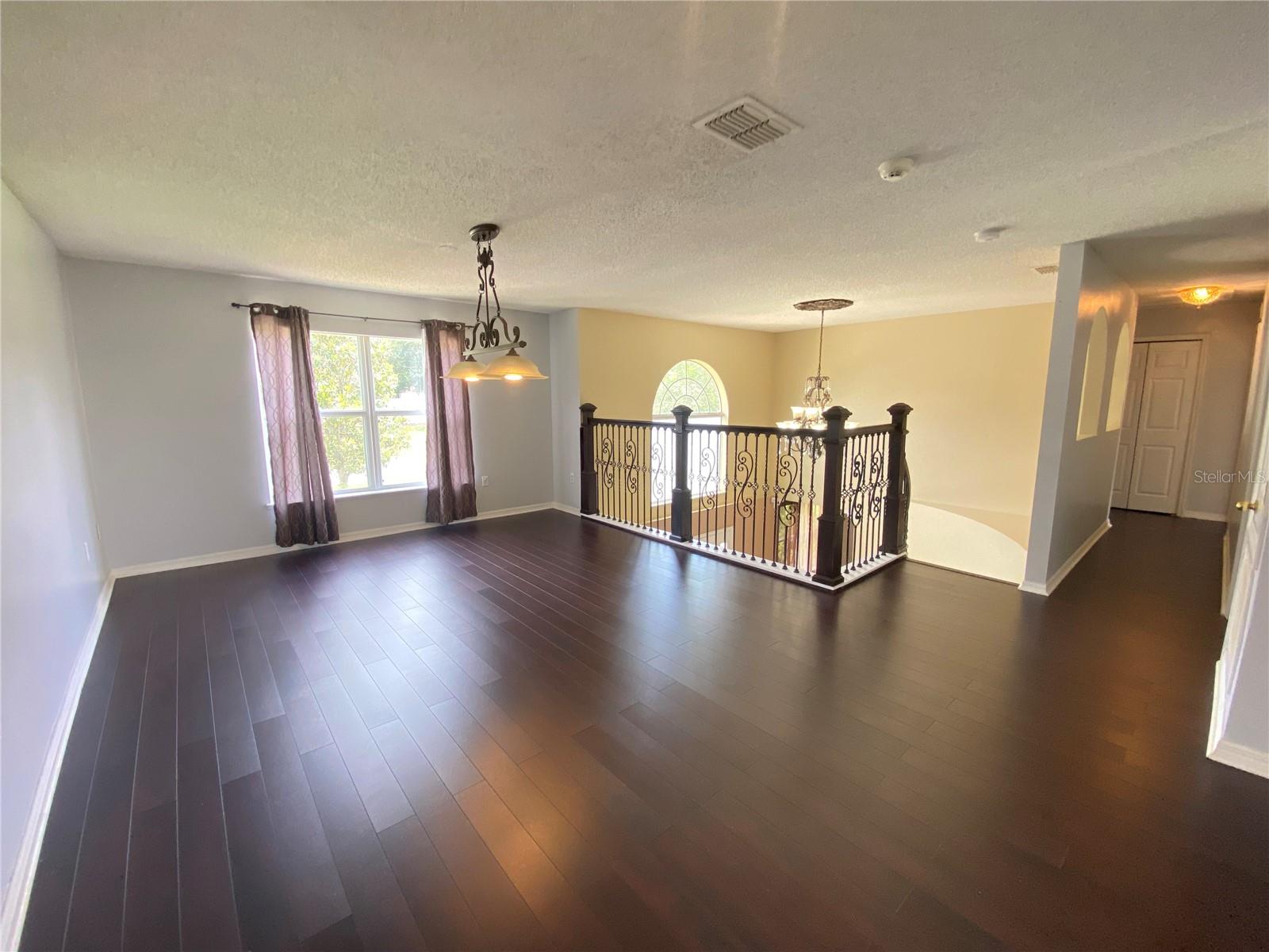 Image 10 of 26 For 9732 Water Fern Circle