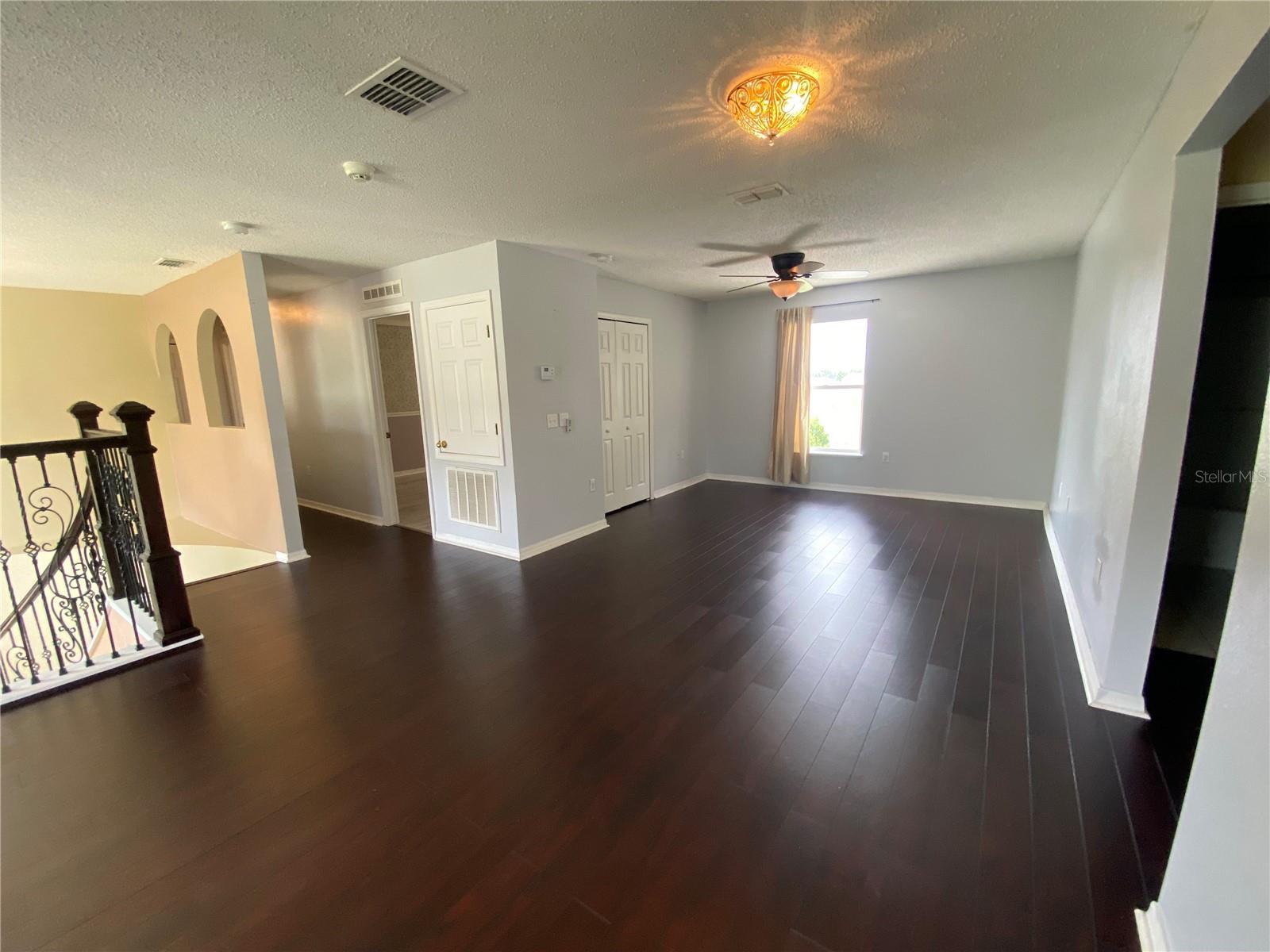 Image 11 of 26 For 9732 Water Fern Circle