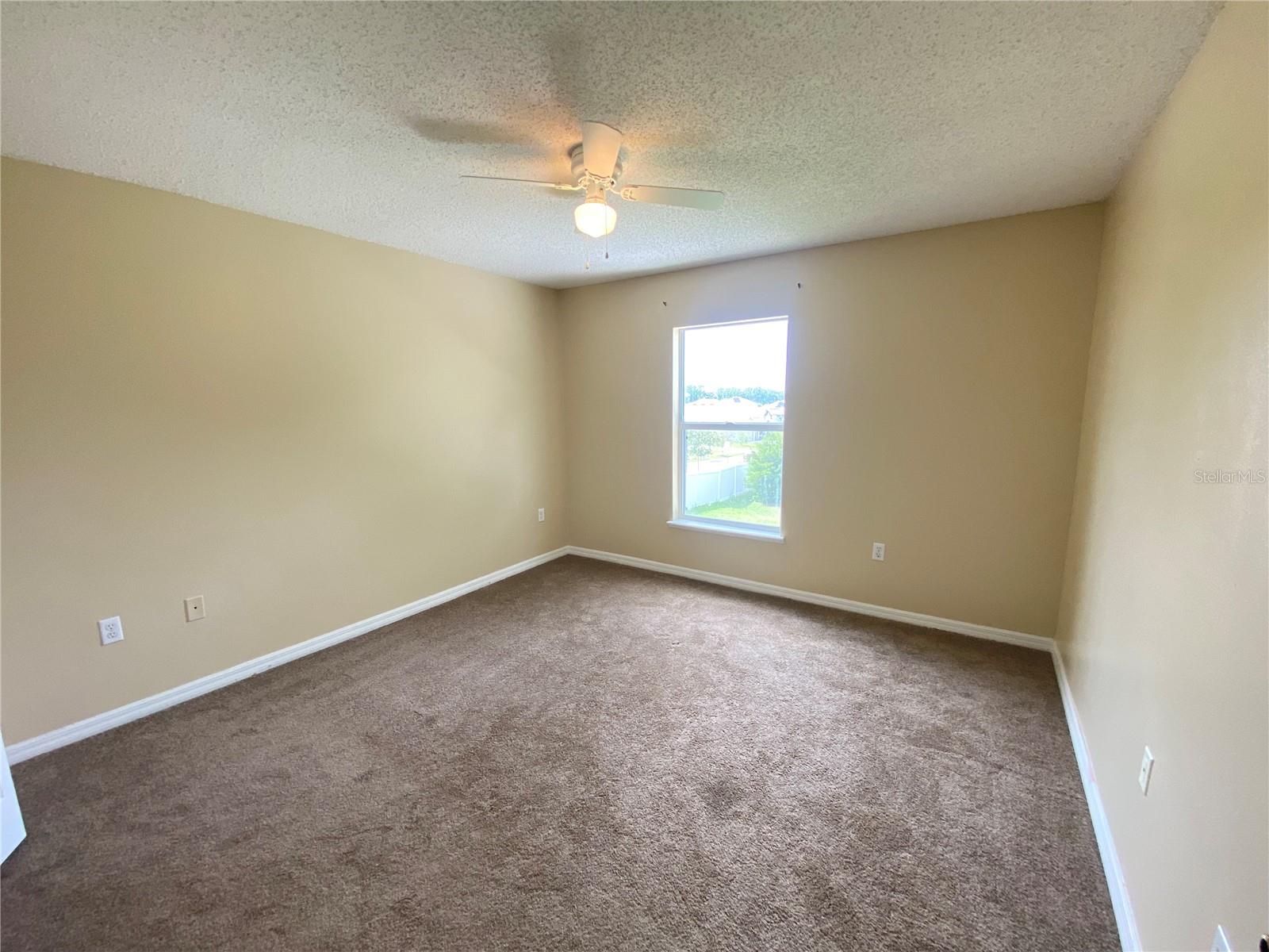 Image 21 of 26 For 9732 Water Fern Circle