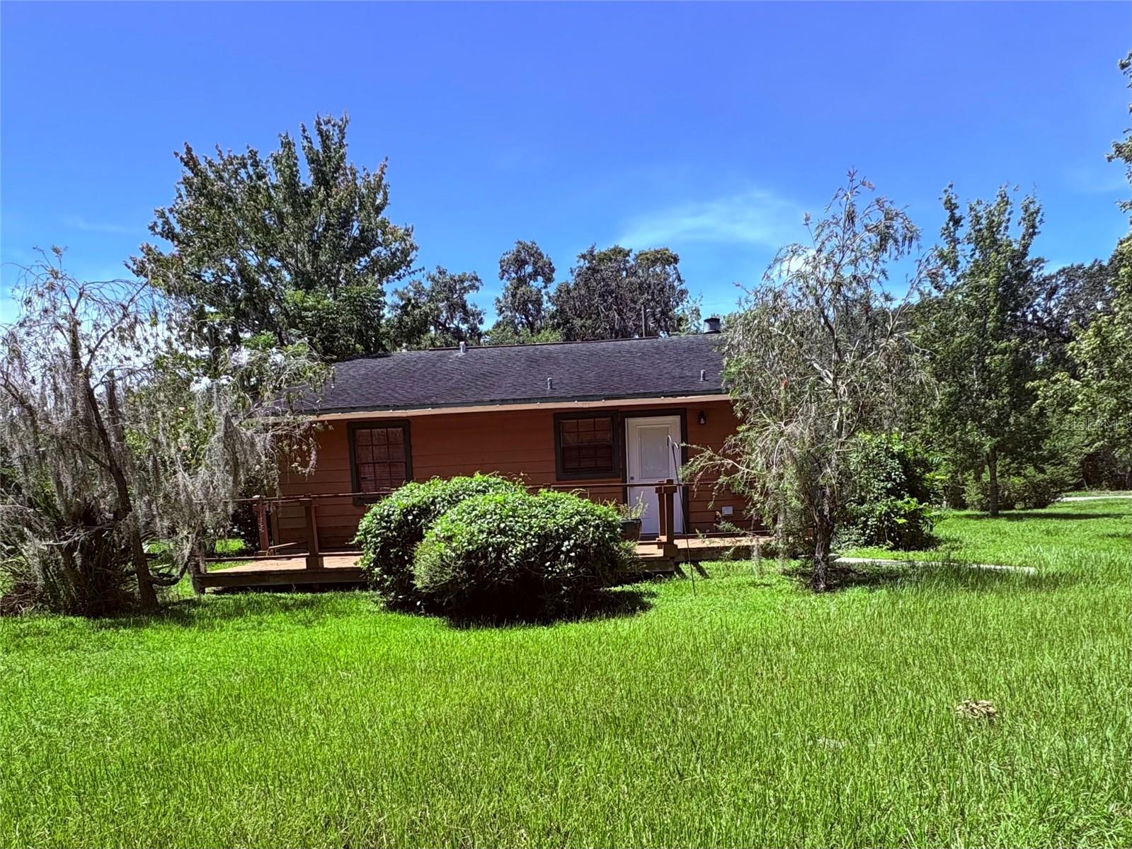 Image 3 of 14 For 2701 Holiday Woods Drive