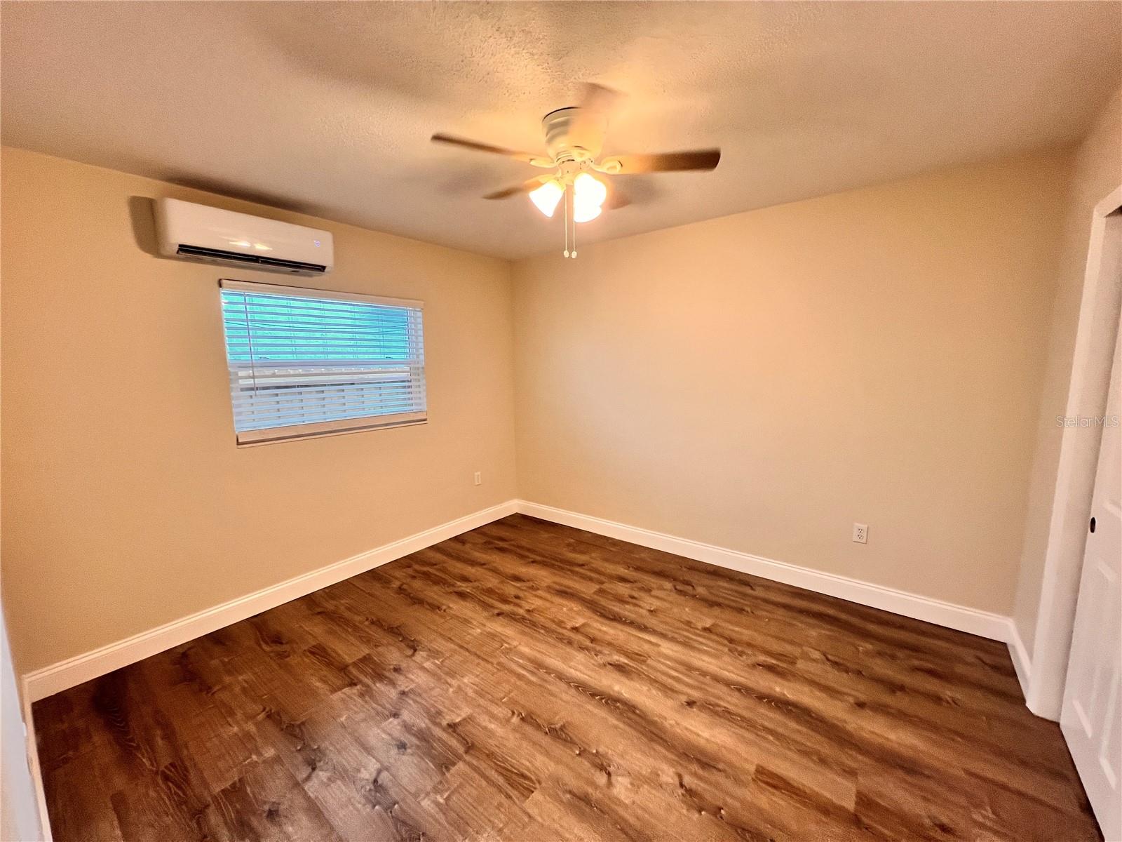 Image 11 of 20 For 2412 Formosa Avenue
