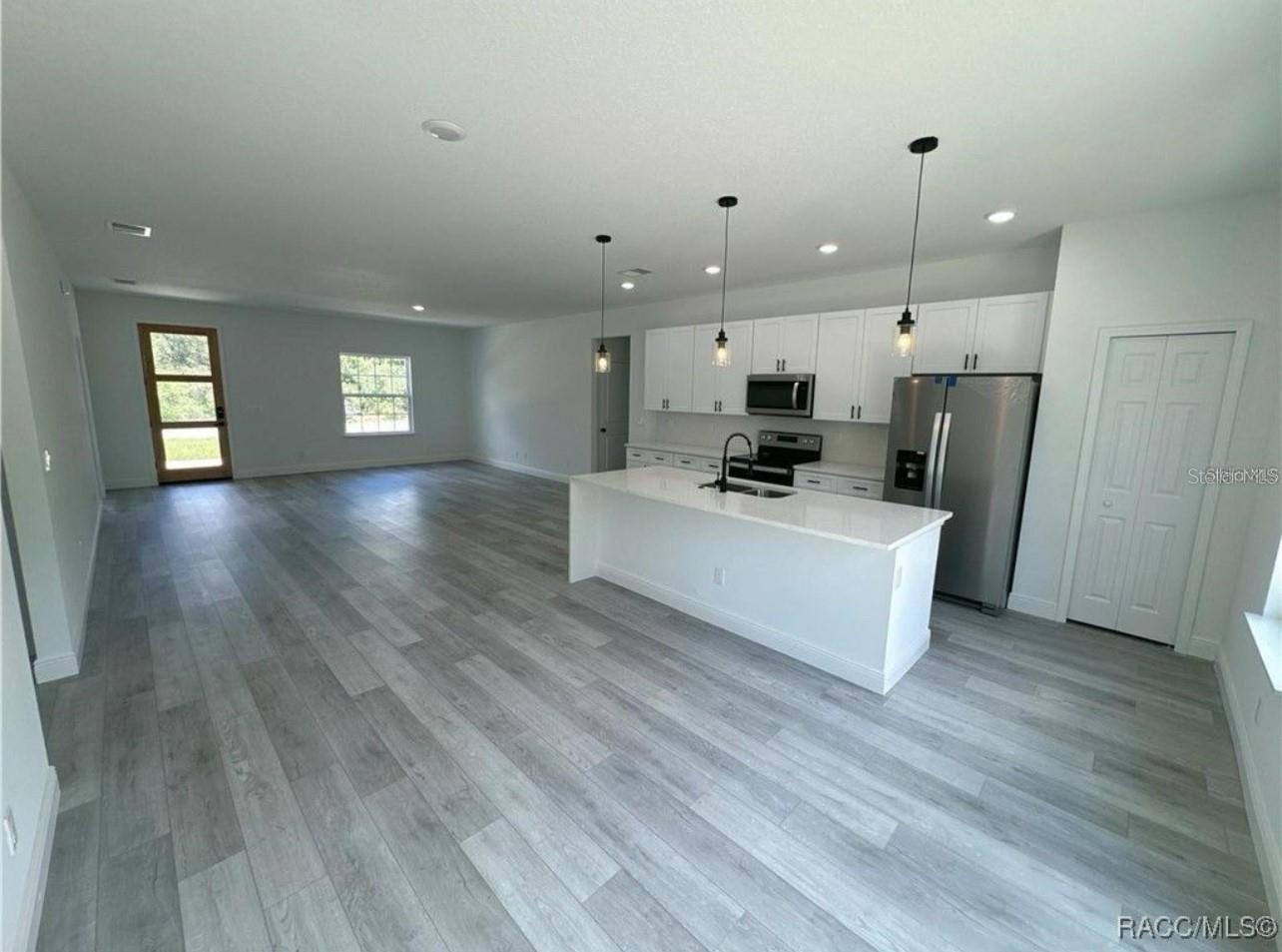 Image 13 of 19 For 8908 Gilovu Drive