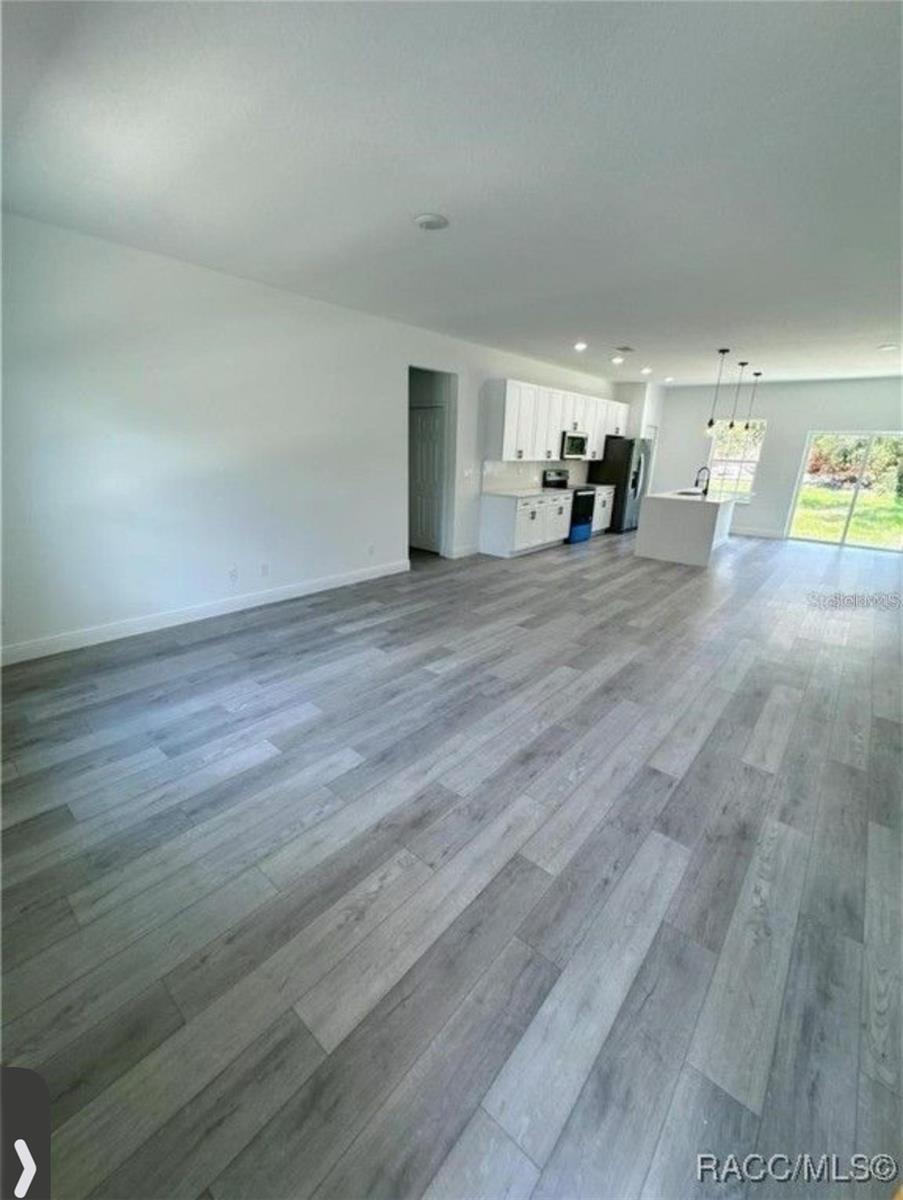 Image 15 of 19 For 8908 Gilovu Drive