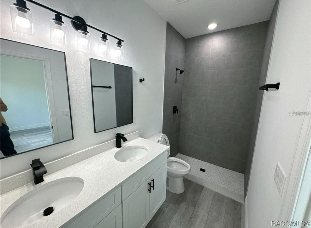 Image 19 of 19 For 8908 Gilovu Drive