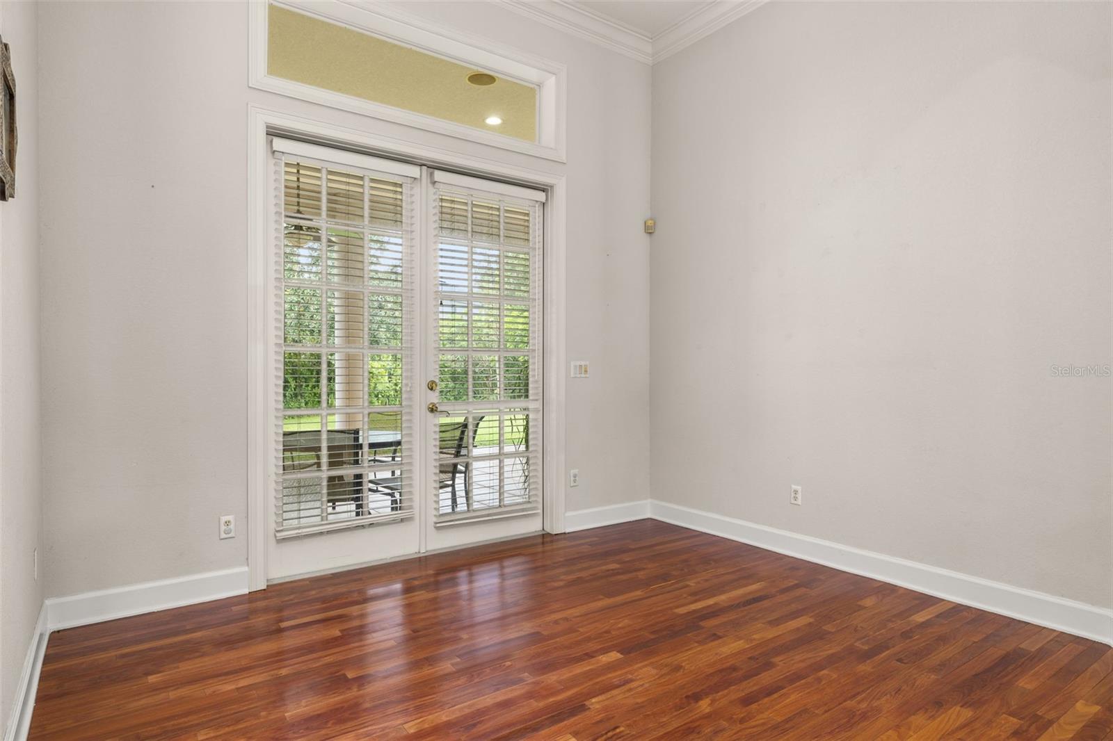 Image 11 of 69 For 1178 Black Walnut Court