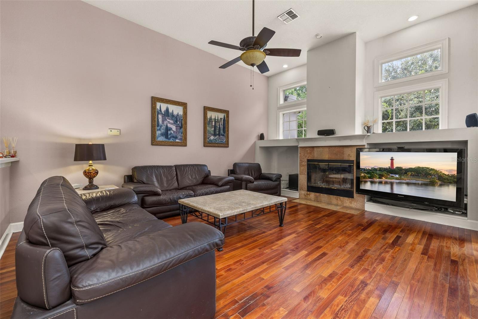 Image 16 of 69 For 1178 Black Walnut Court