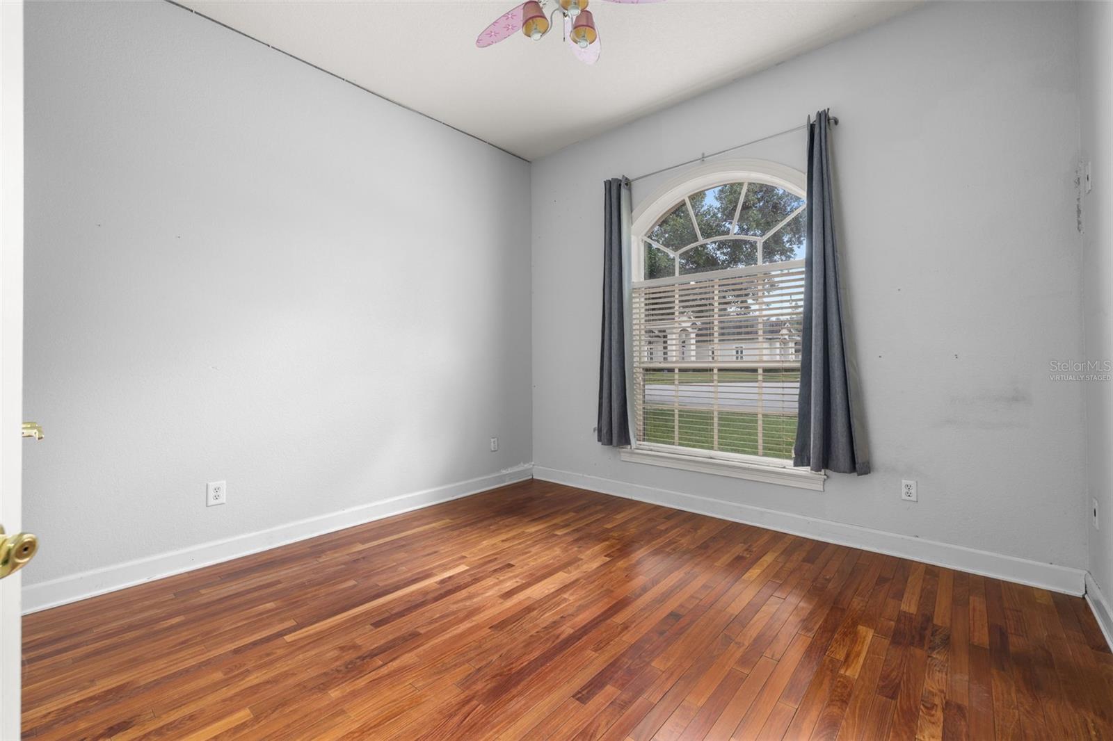 Image 32 of 69 For 1178 Black Walnut Court