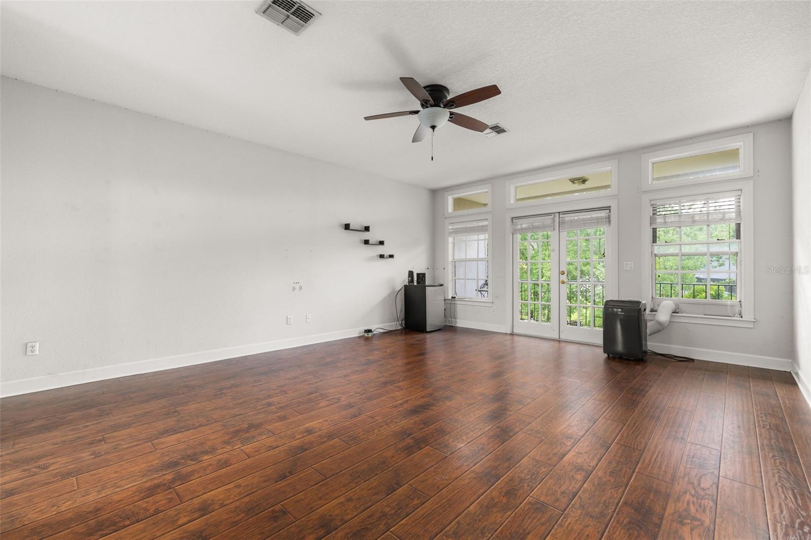 Image 41 of 69 For 1178 Black Walnut Court