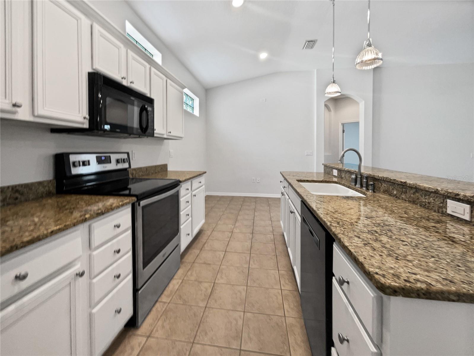 Image 6 of 31 For 3119 78th Avenue E