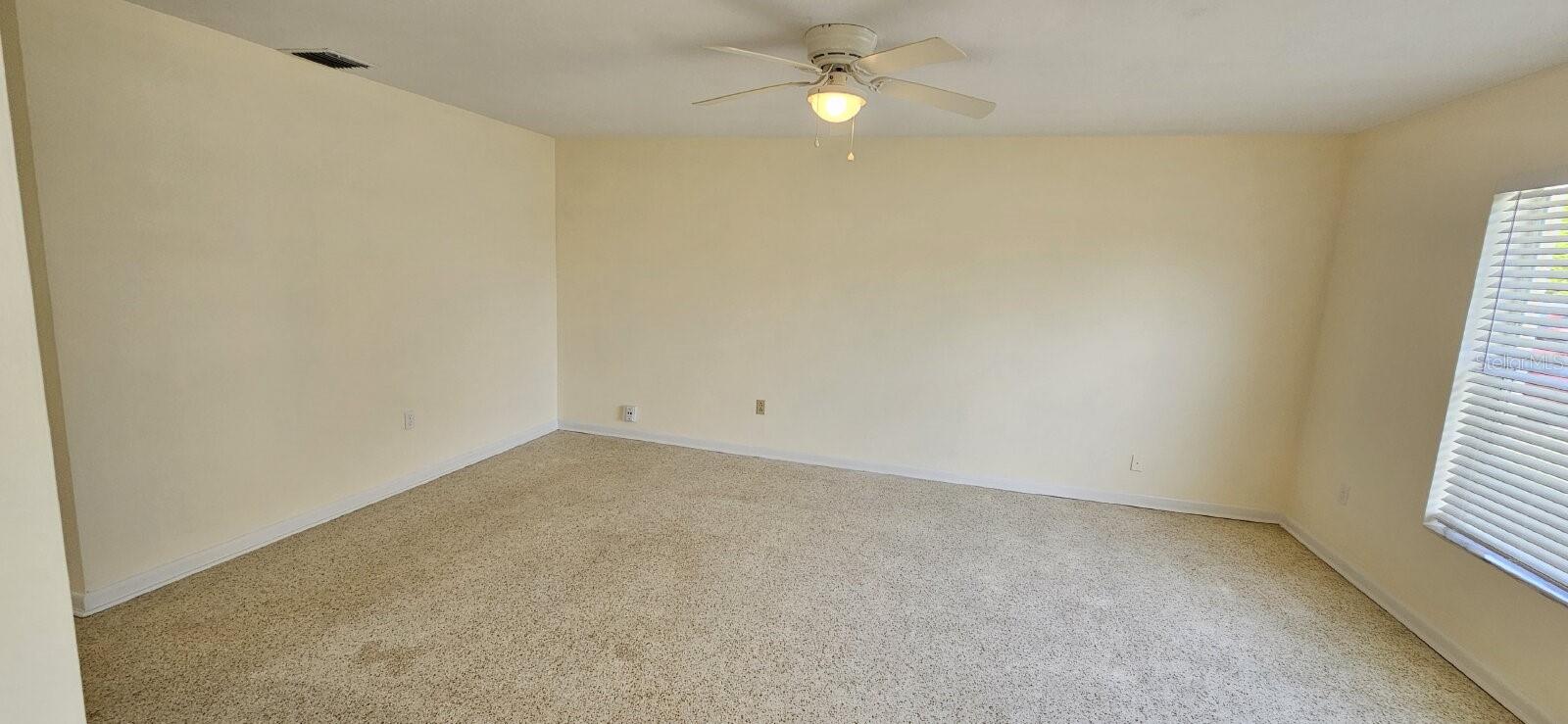 Image 4 of 18 For 616 Hartley Circle