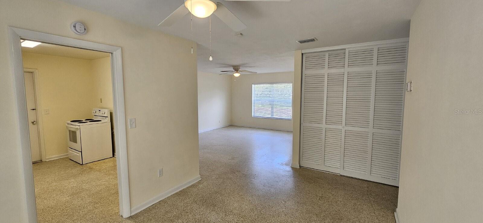 Image 6 of 18 For 616 Hartley Circle