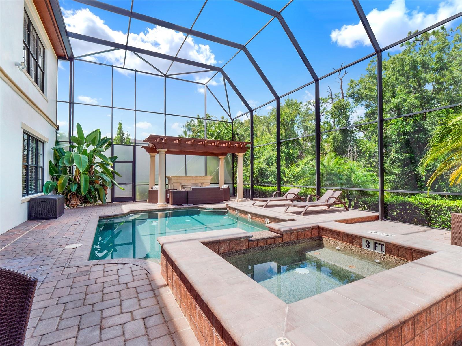 Image 18 of 67 For 1284 Grand Traverse Parkway