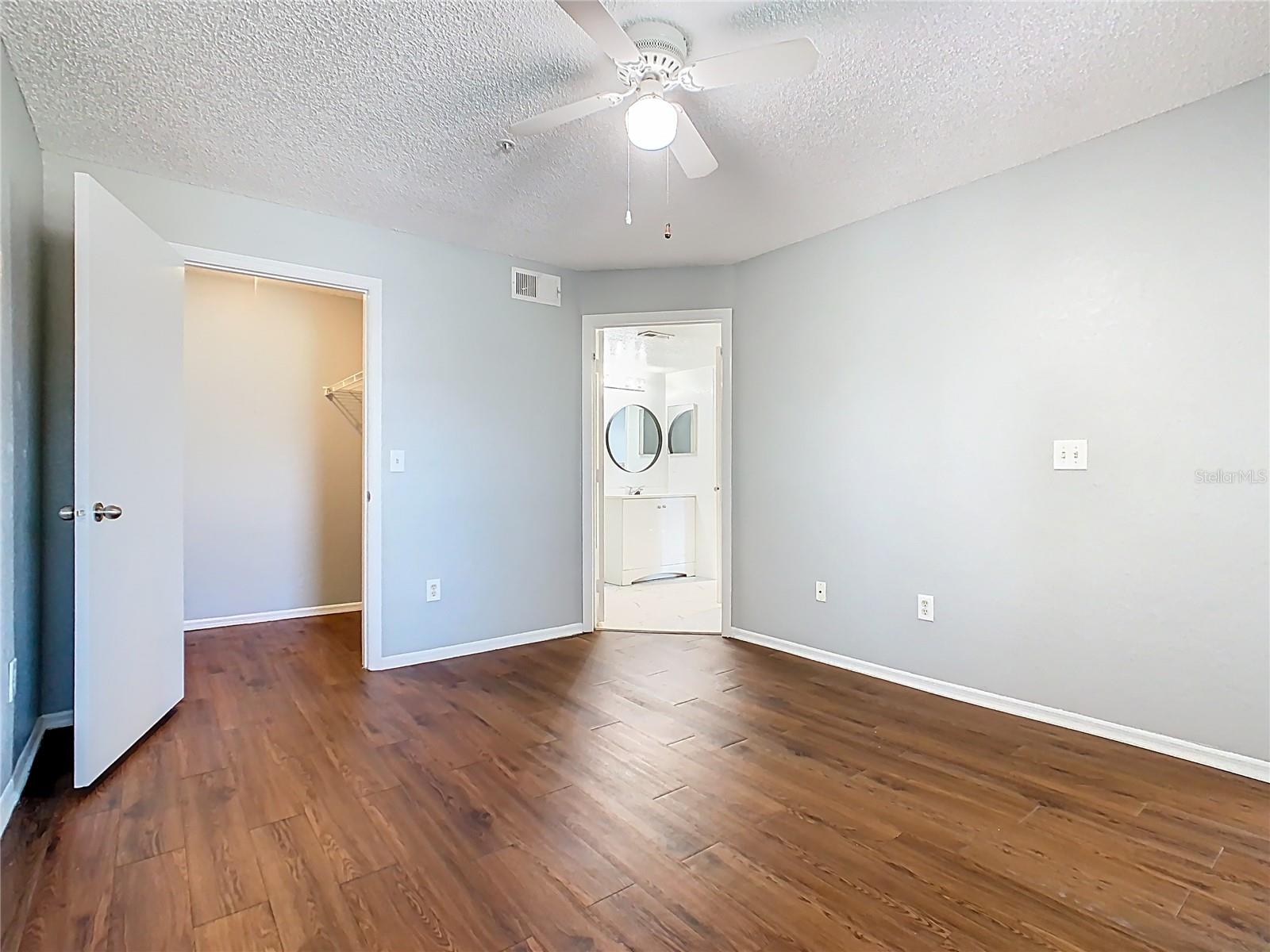 Image 16 of 34 For 2210 Grand Cayman Court 1726
