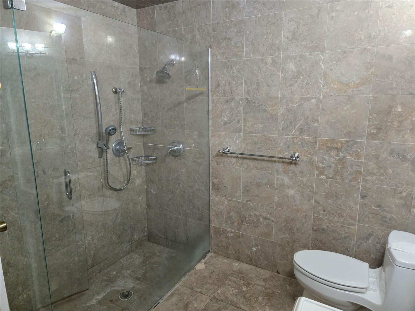 Image 11 of 16 For 1666 Tremont Lane