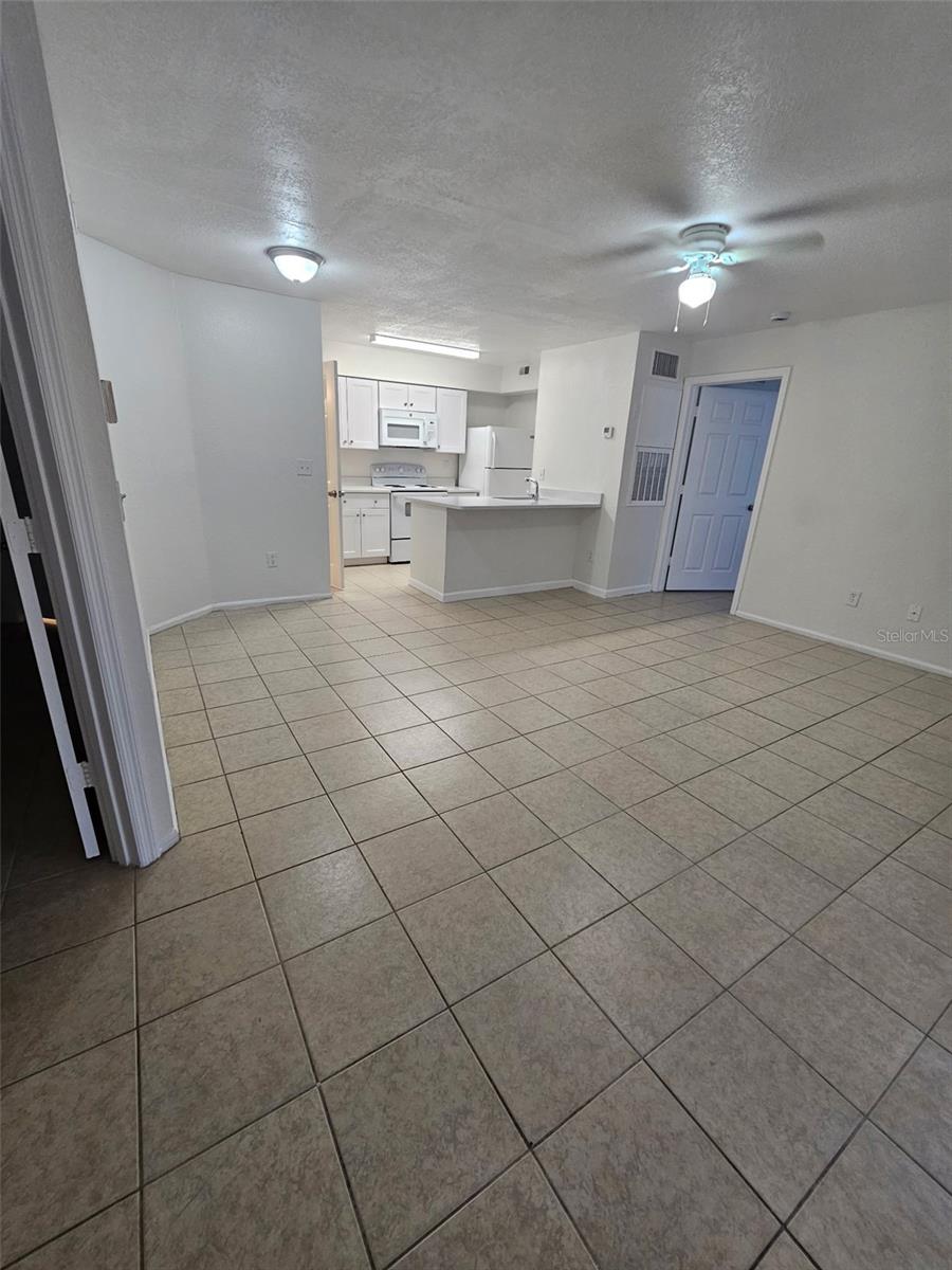Image 2 of 13 For 5040 Park Central Drive 2017