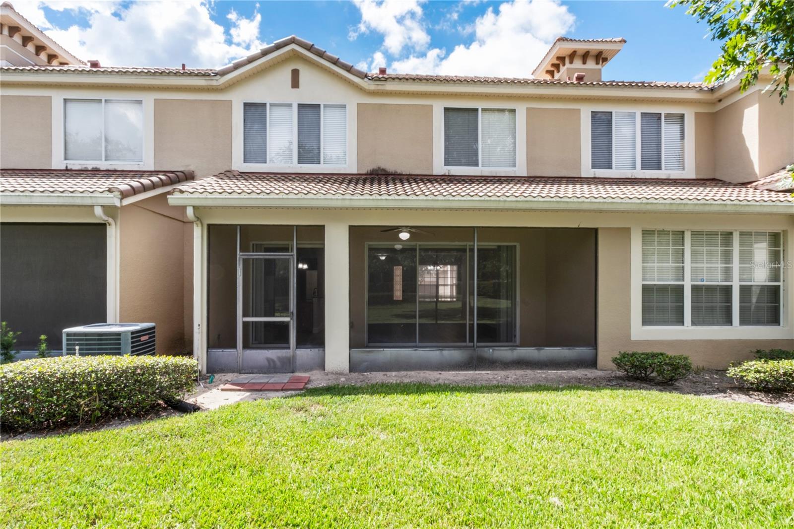 Image 20 of 21 For 6375 San Lazaro Court 102