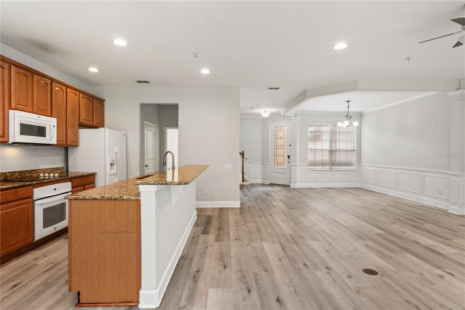Image 8 of 21 For 6375 San Lazaro Court 102