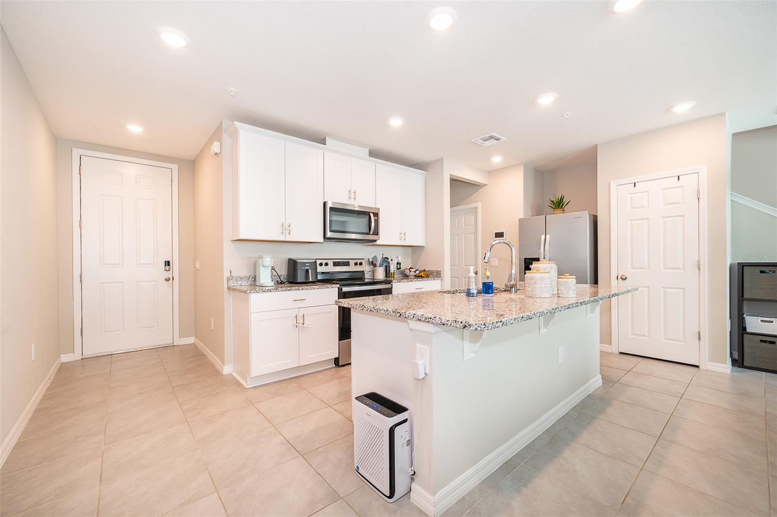 Image 4 of 24 For 2555 Sweet Viburnum Way