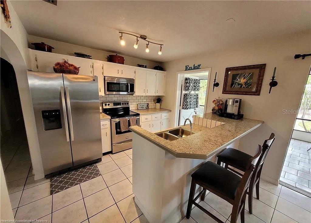 Image 22 of 57 For 1557 Lake Clay Drive