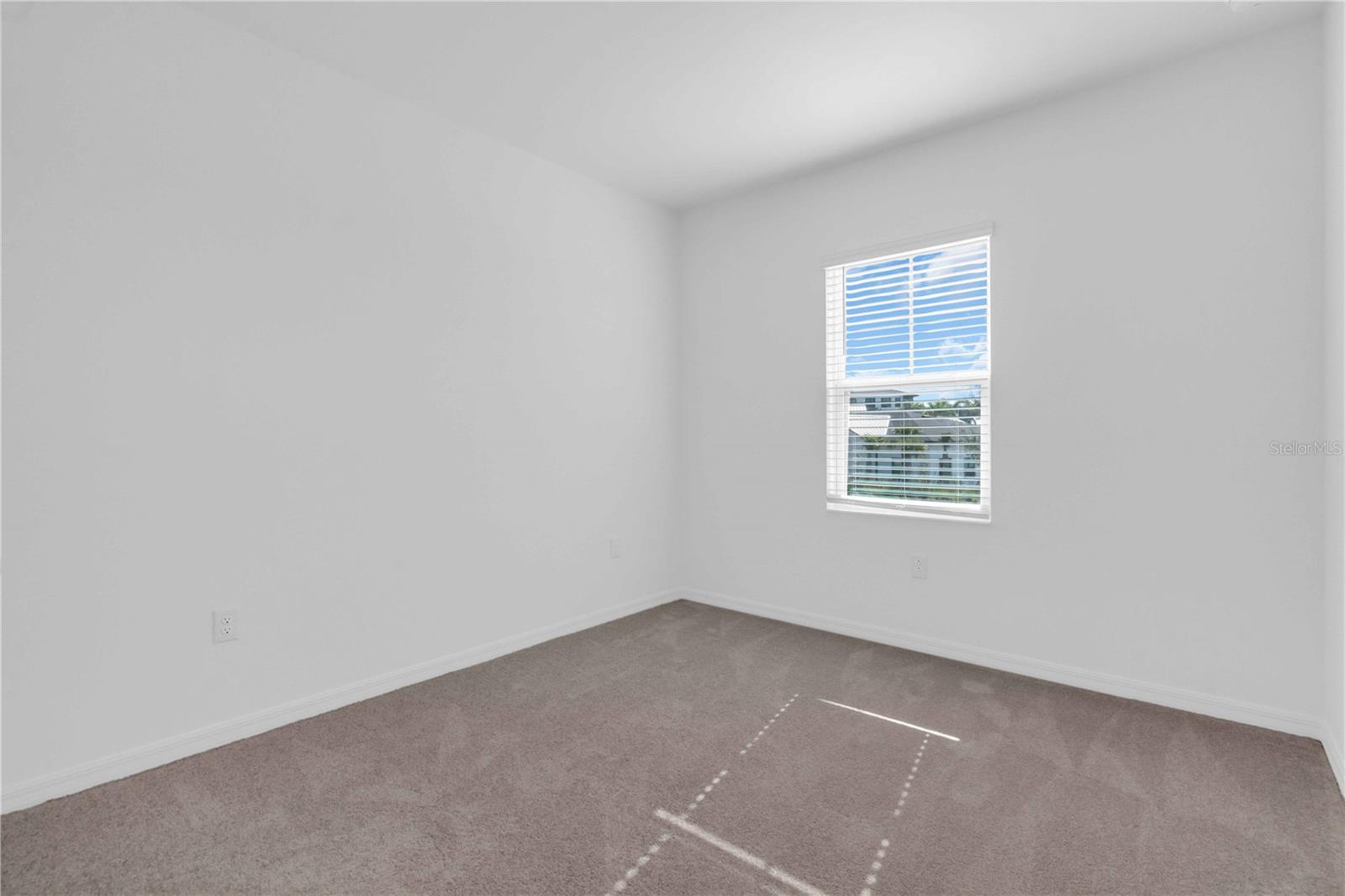 Image 13 of 18 For 1431 Alston Bay Boulevard
