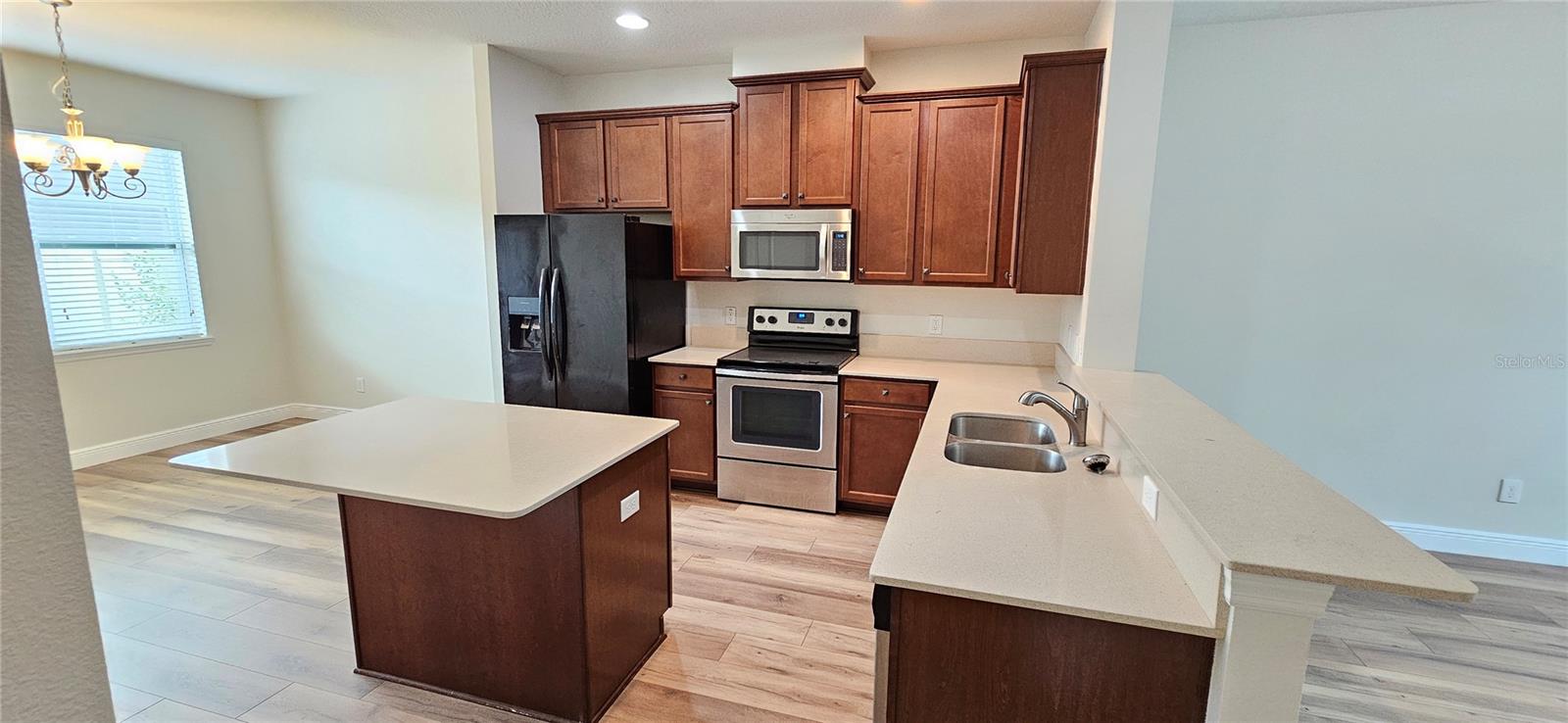Image 4 of 18 For 7712 Rigby Street