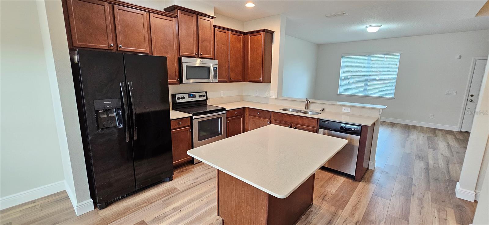 Image 5 of 18 For 7712 Rigby Street