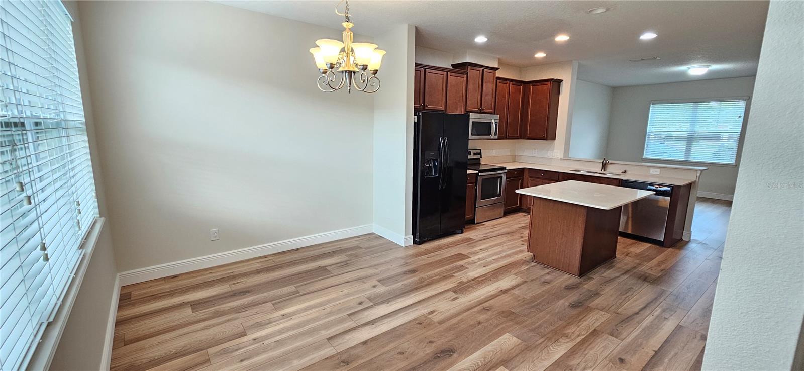 Image 6 of 18 For 7712 Rigby Street