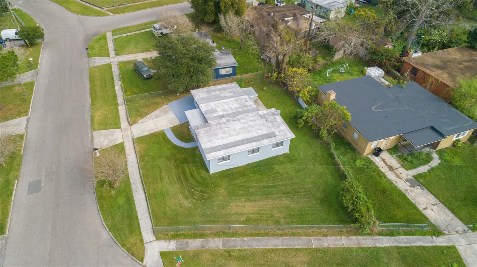 Image 21 of 24 For 1213 Lawne Boulevard