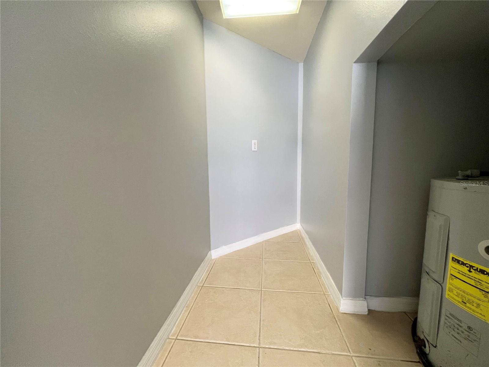 Image 14 of 69 For 7138 Five Oaks Drive