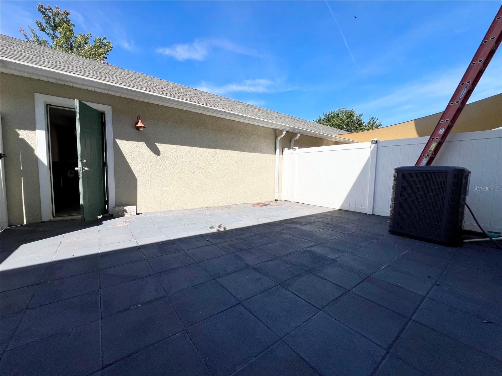Image 15 of 69 For 7138 Five Oaks Drive
