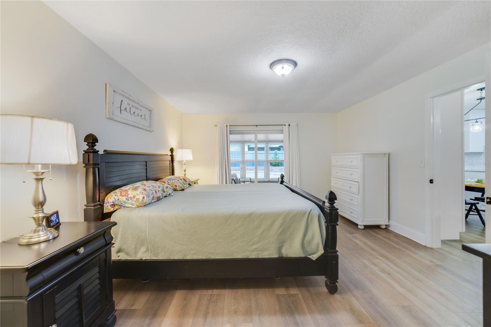 Image 11 of 35 For 3152 Touraine Avenue
