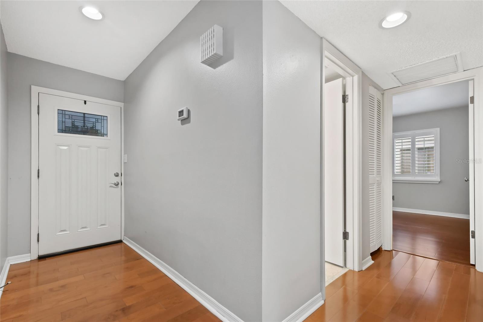 Image 20 of 30 For 1094 Azalea Lane 4