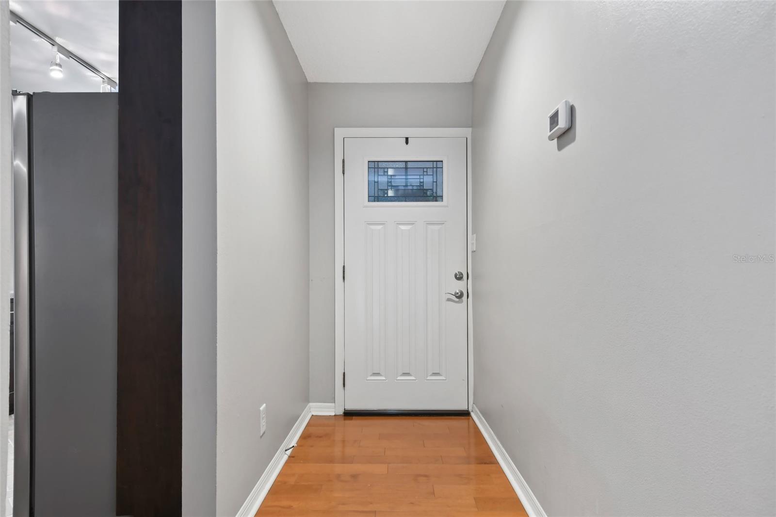 Image 4 of 30 For 1094 Azalea Lane 4