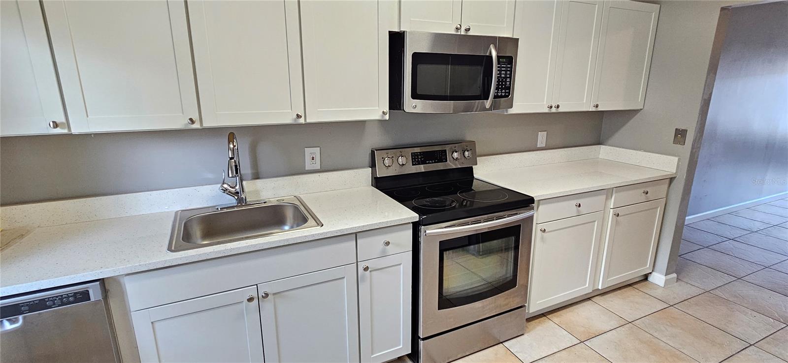 Image 5 of 12 For 725 Northlake Boulevard 52