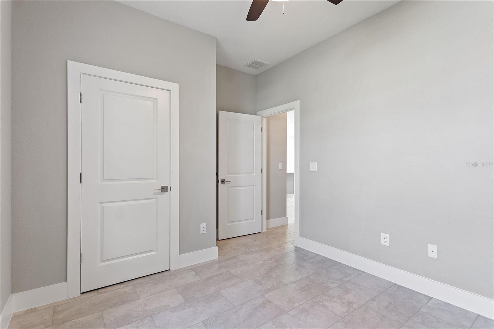 Image 17 of 34 For 1813 Greenley Circle