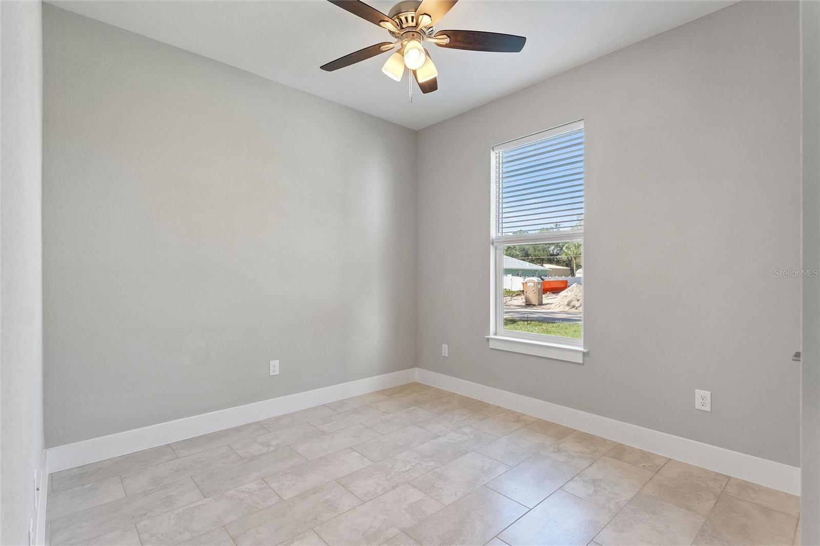 Image 18 of 34 For 1813 Greenley Circle