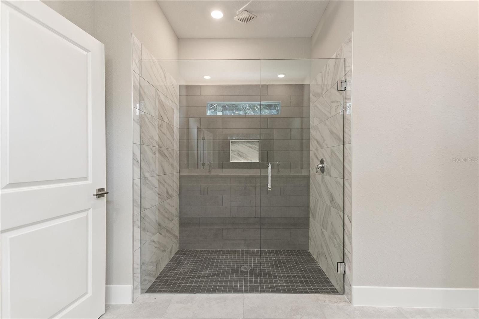 Image 27 of 34 For 1813 Greenley Circle