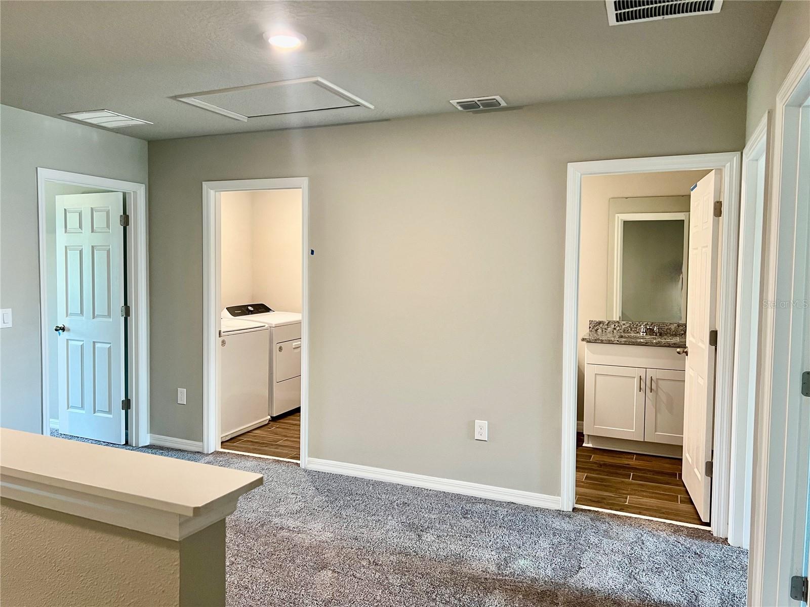 Image 11 of 29 For 737 Legacy Drive