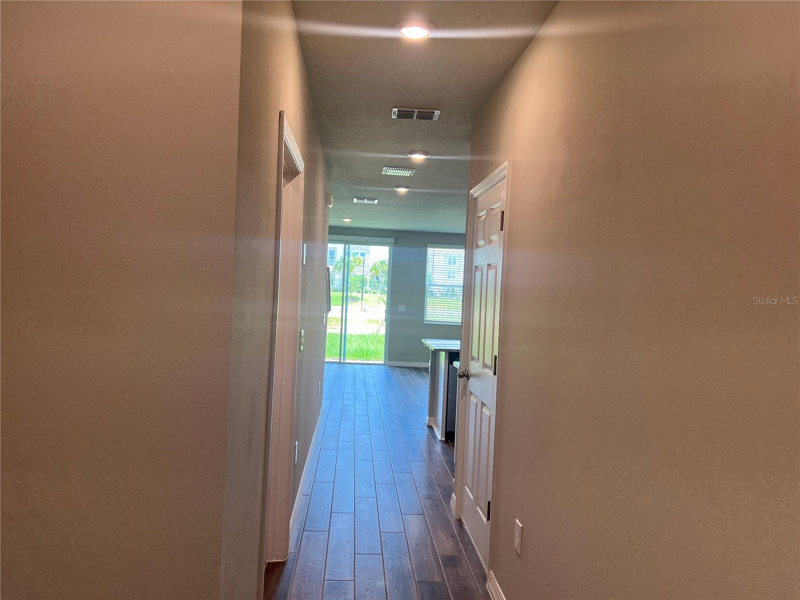 Image 3 of 29 For 737 Legacy Drive