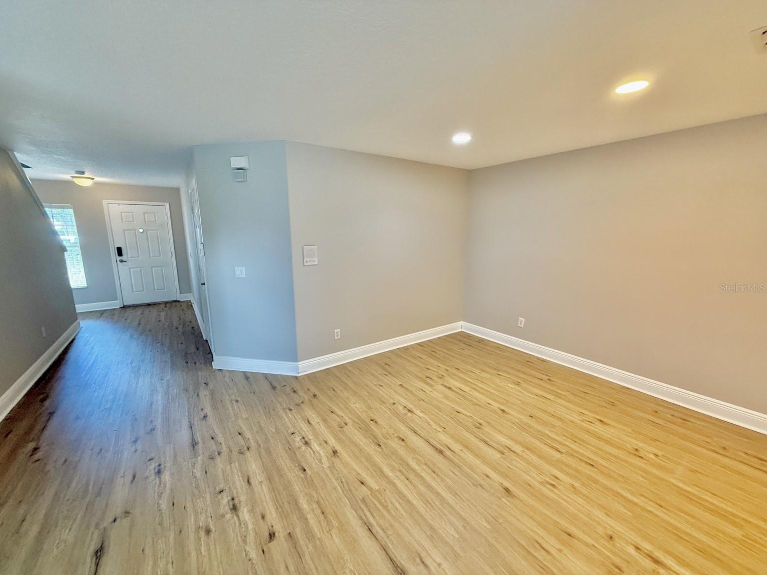 Image 8 of 15 For 12706 Somerset Oaks Street