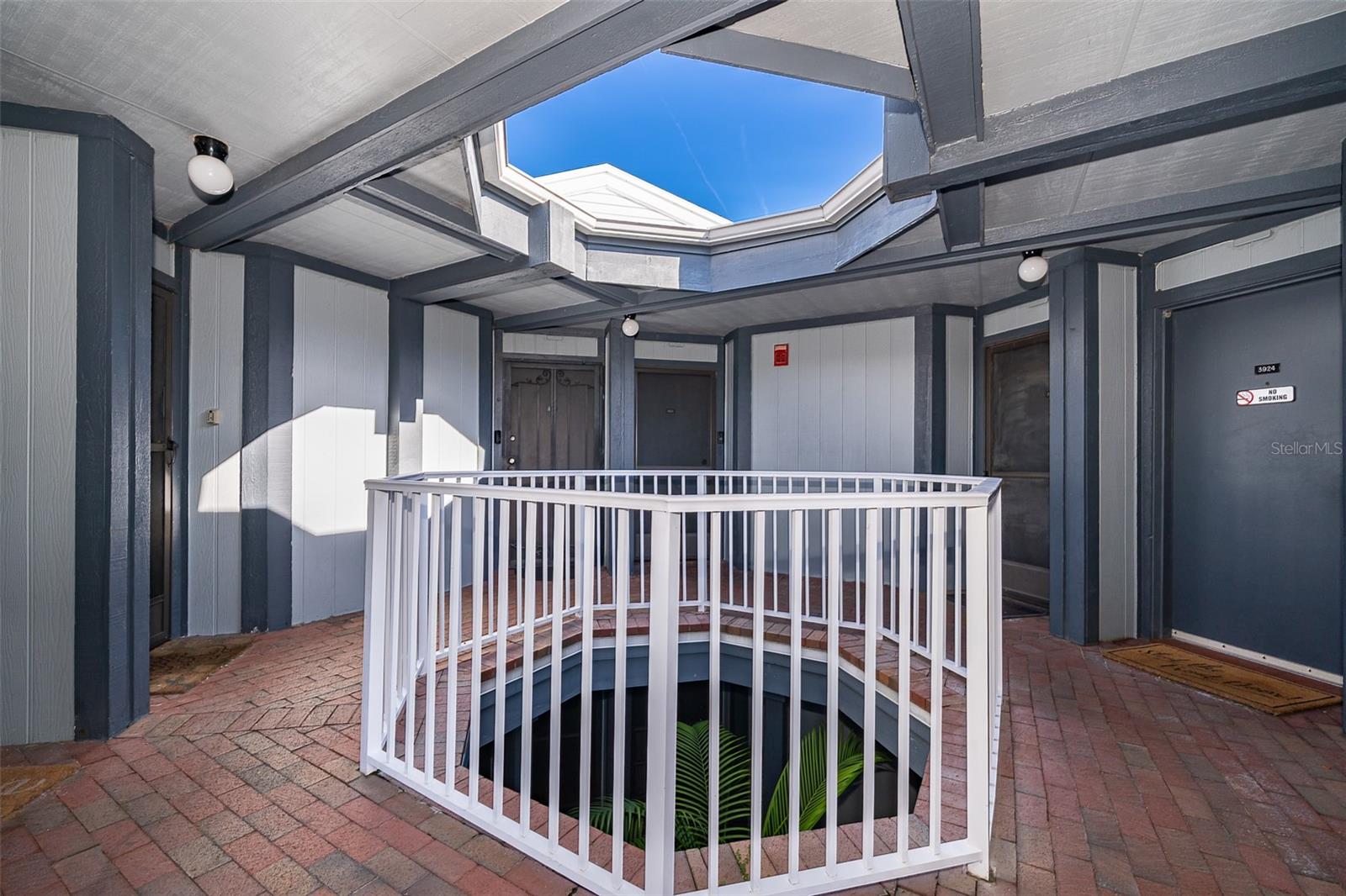 Listing photo id 0 for 3916 Atrium Drive Drive 4