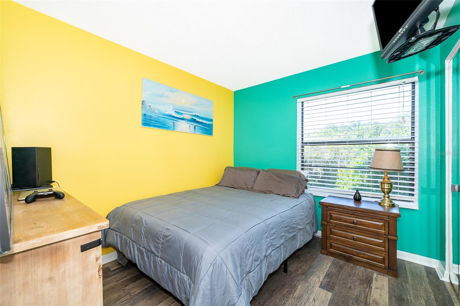 Listing photo id 19 for 3916 Atrium Drive Drive 4