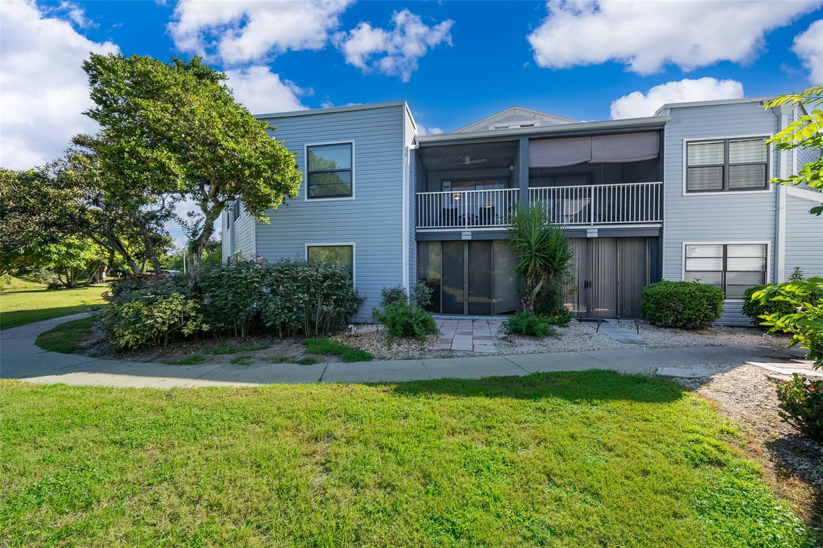 Listing photo id 23 for 3916 Atrium Drive Drive 4