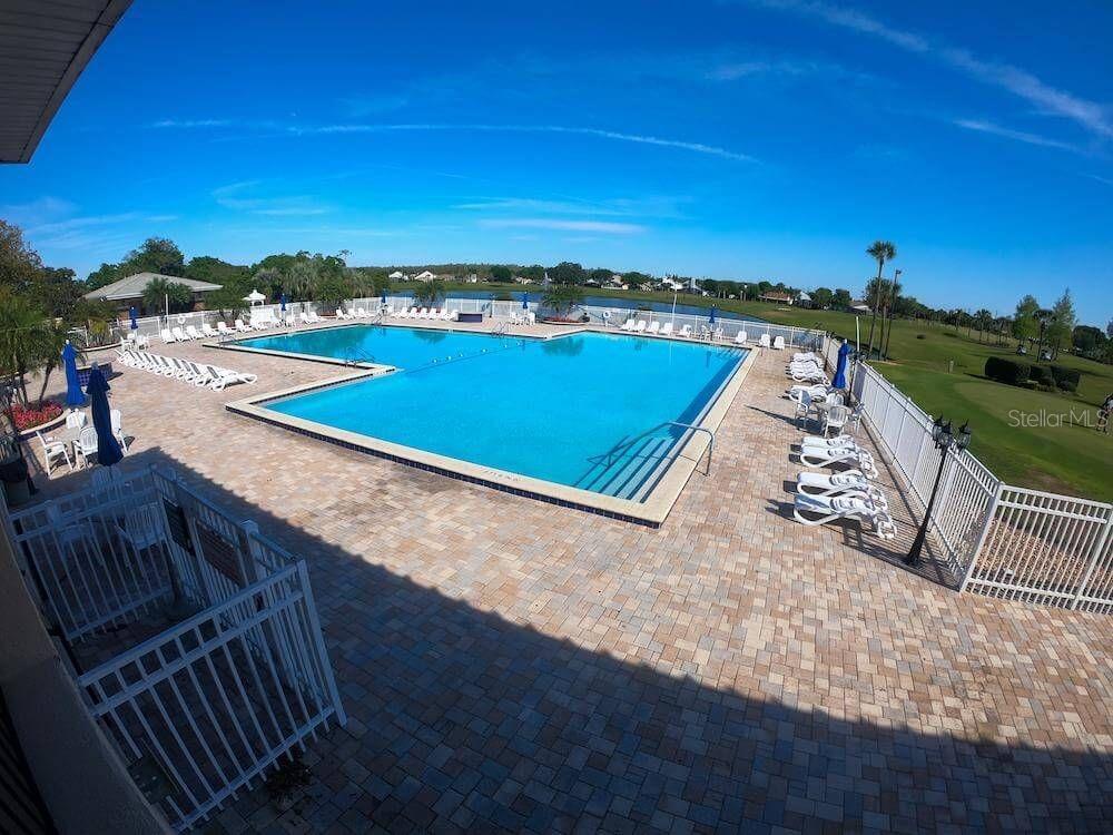 Listing photo id 35 for 3916 Atrium Drive Drive 4