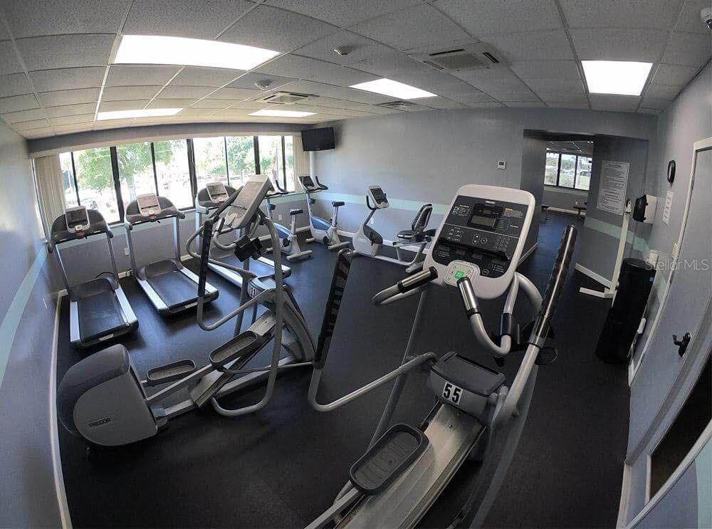 Listing photo id 48 for 3916 Atrium Drive Drive 4
