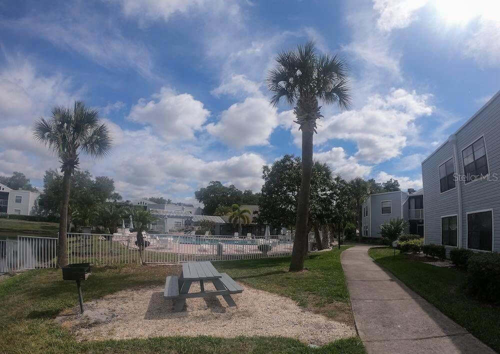Listing photo id 63 for 3916 Atrium Drive Drive 4