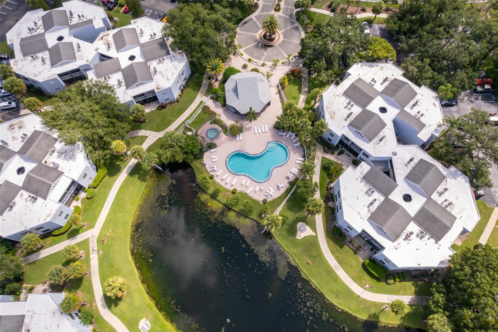 Listing photo id 67 for 3916 Atrium Drive Drive 4
